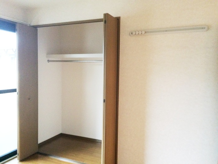 収納　クローゼット付きでお部屋がすっきしします