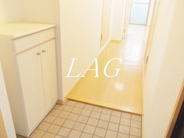 玄関　玄関です。