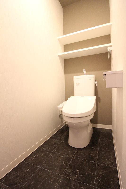 トイレ　※別号室のお部屋です