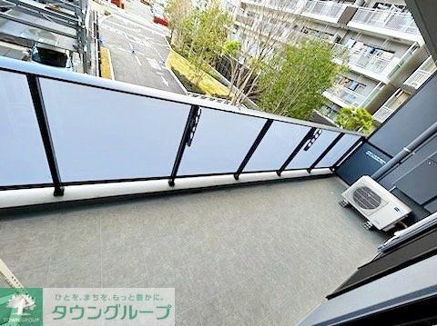 バルコニー　バルコニー