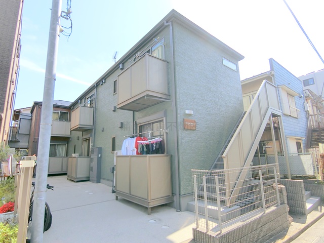 建物外観　2011年3月築　木造地上2階建て 東京都大田区矢口2丁目