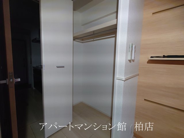 収納　同施工会社、同型タイプです