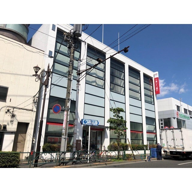 銀行　三菱ＵＦＪ銀行（銀行）まで80m