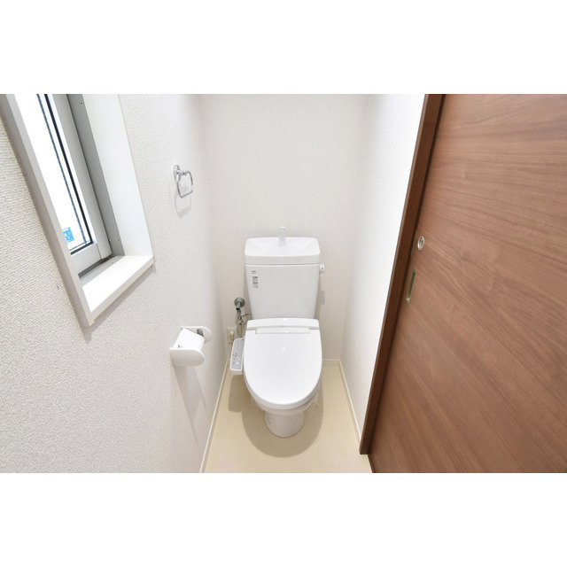 トイレ　落ち着いたトイレです