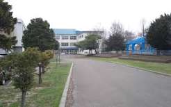 小学校　恵庭市立恵庭小学校（小学校）まで960m