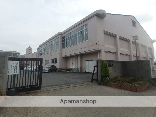 小学校　守谷市立松ケ丘小学校（小学校）まで971m