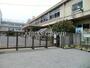 中学校　市川市立第八中学校（中学校）まで986m