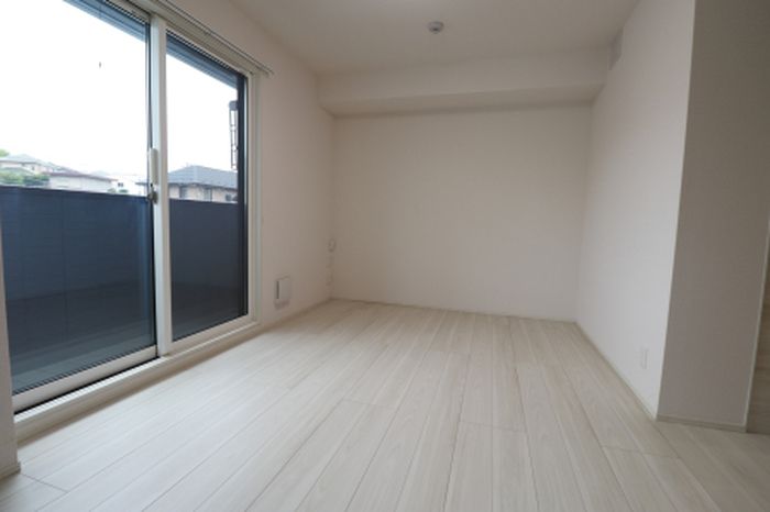 その他部屋・スペース　落ち着いて過ごせるお部屋なので、寝室にいかがでしょうか