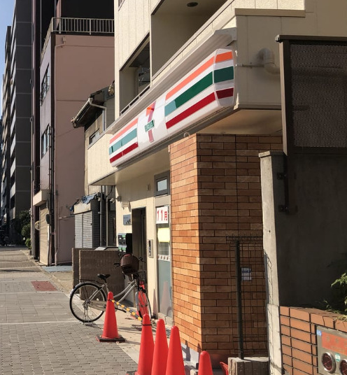 コンビニ　セブンイレブン 大阪幸町3丁目店（コンビニ）まで446m