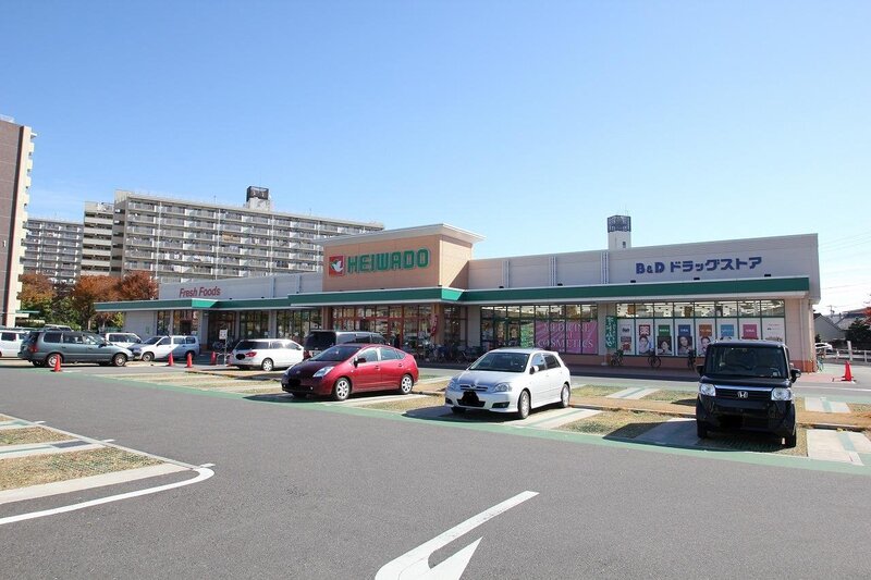 スーパー　平和堂豊成店（スーパー）まで110m