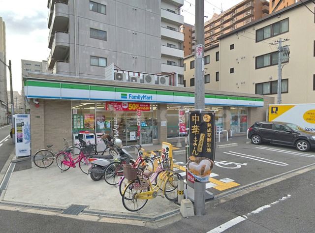 コンビニ　ファミリーマート城東中央二丁目店（コンビニ）まで186m