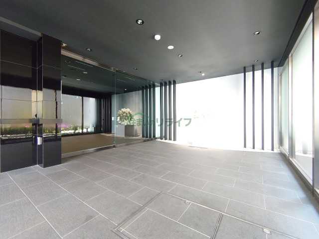 エントランス　メイクス中野アジールコート