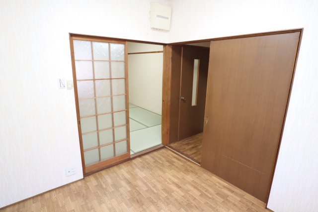 田村住宅の居間写真