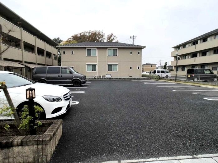 駐車場　要空き確認