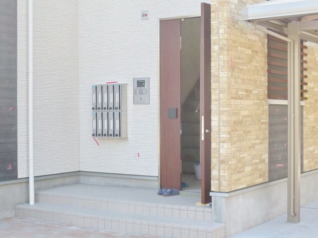 エントランス　★オートロック完備★