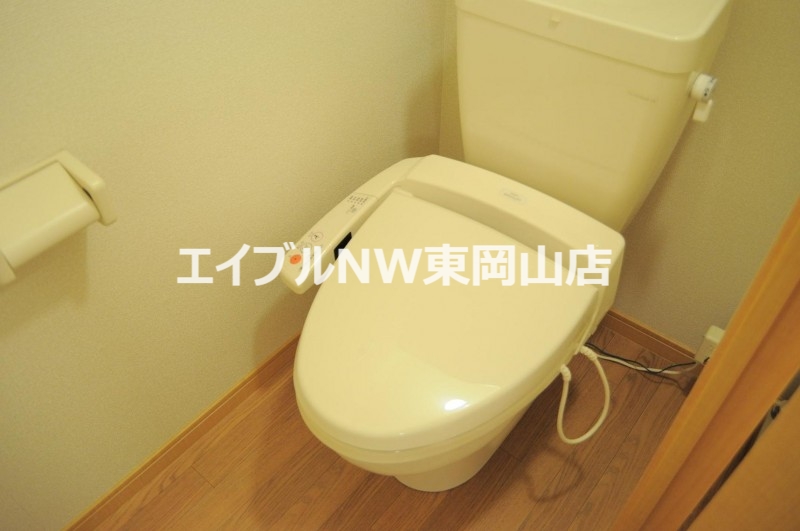 トイレ　※写真と現状が異なる場合は現状を優先