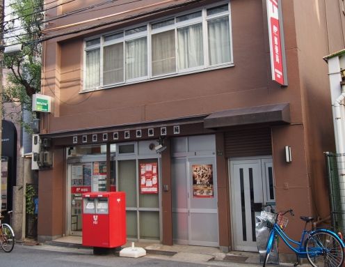 郵便局　大阪曽根崎新地郵便局（郵便局）まで180m