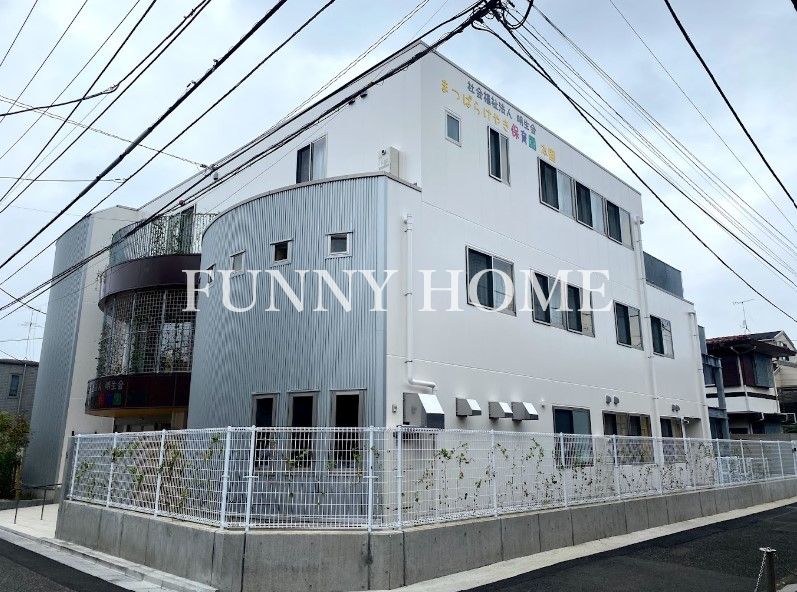 幼稚園・保育園　まつばらけやき保育園本園（幼稚園・保育園）まで372m