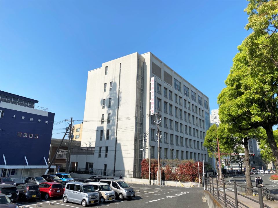 大学・短大　鹿児島女子短期大学（大学・短大）まで200m