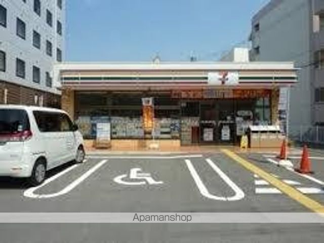 コンビニ　セブン－イレブンＪＲ茨木駅西店（コンビニ）まで284m