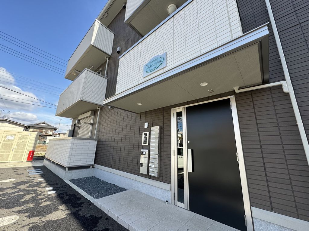建物外観　エントランス