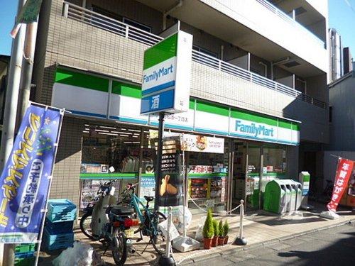 コンビニ　ファミリーマート 世田谷松原一丁目店（コンビニ）まで402m