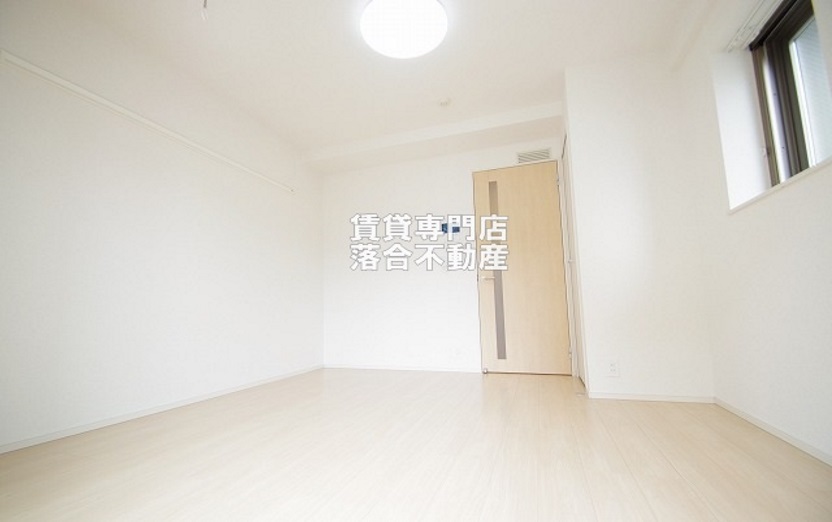 その他部屋・スペース　落ち着いた色調のお部屋