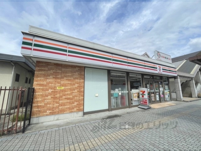 コンビニ　セブンイレブンハートインＪＲ桜（コンビニ）まで400m