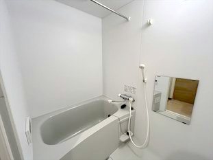 バス・シャワールーム　広々とした浴室で快適お風呂ライフ♪