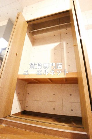 収納　クローゼット付きでお部屋もスッキリ♪