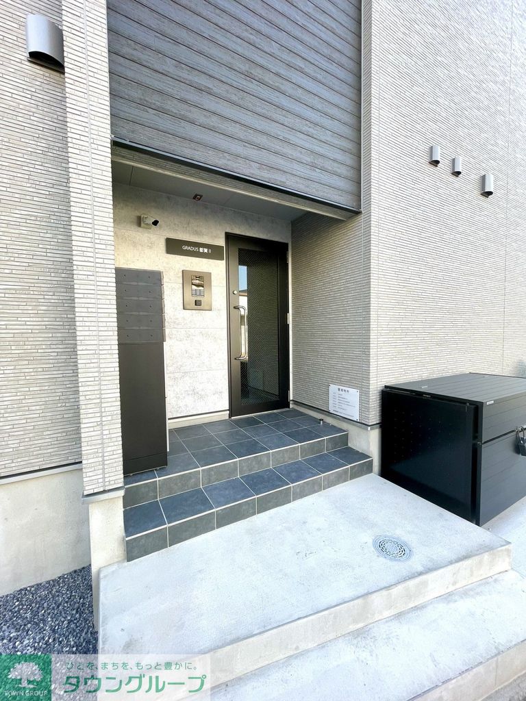 エントランス　お問合せはタウンハウジングまで！※現地待合わせ相談可能