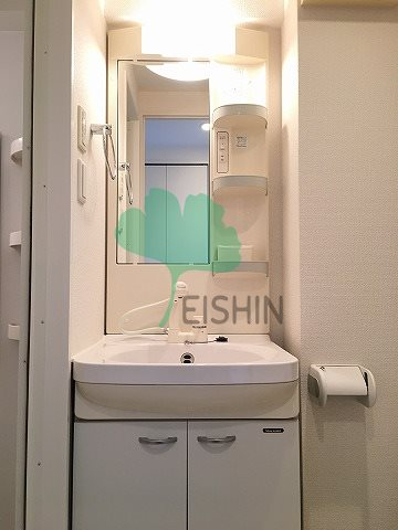 洗面設備　シンプルで使いやすい洗面台です！
