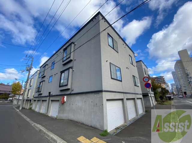 建物外観　札幌市中央区南八条西「プルメリア南８条」