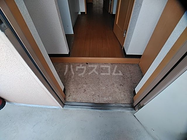 A・City中島西の玄関写真