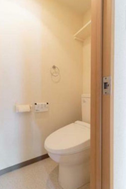 トイレ　清潔感のあるトイレです