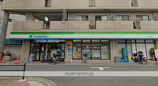 コンビニ　ファミリーマート（コンビニ）まで490m