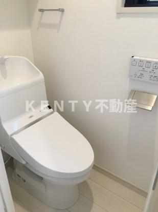 トイレ　落ち着いたトイレです