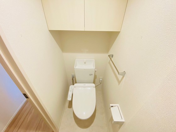 ＪＲ山陽本線 横川駅 徒歩19分 3階建 築4年のトイレ写真