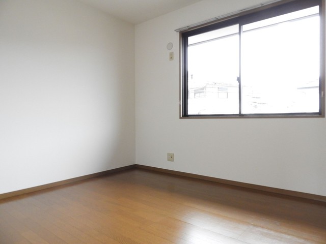 眺望　写真は別部屋（反転：１号室タイプ）になります。