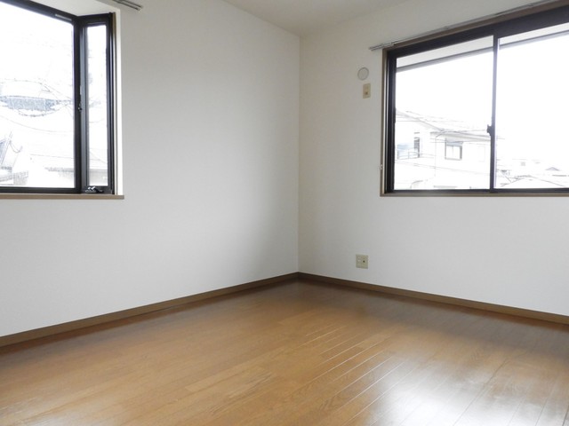 その他部屋・スペース　写真は別部屋（反転：１号室タイプ）になります。