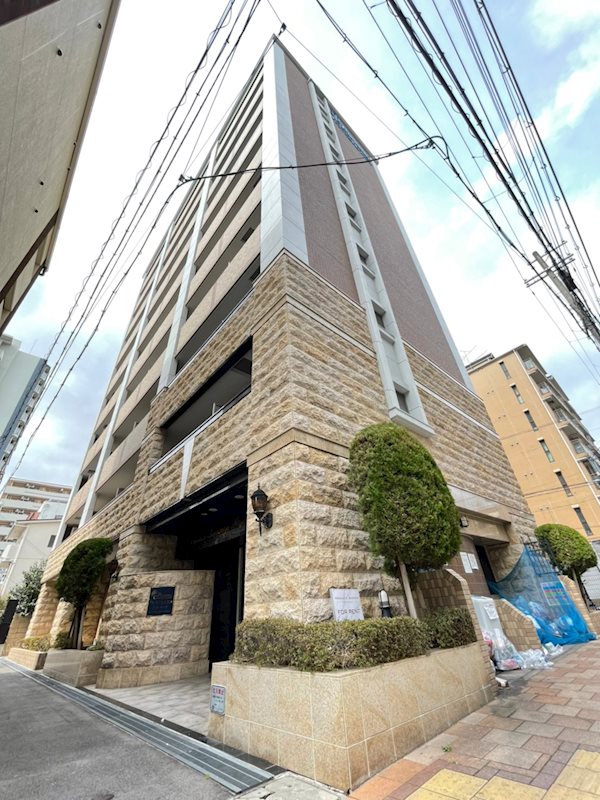 プレサンス三宮東アルバーナの外観写真