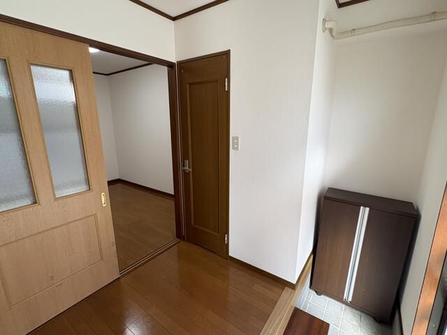 田中貸家の玄関写真