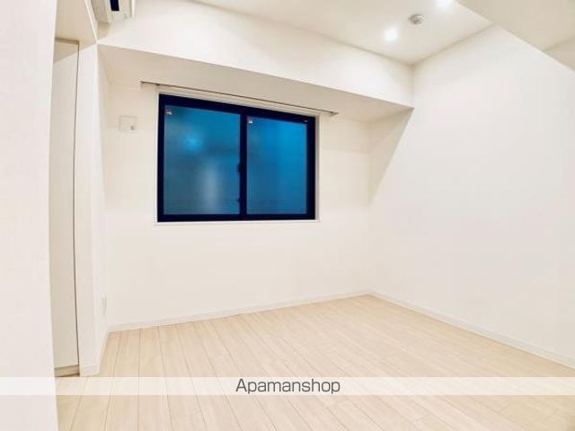 Brillia ist 北沢の居間写真