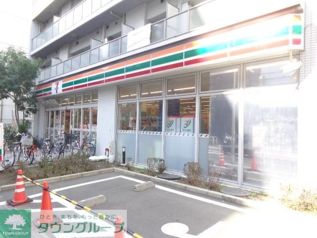 コンビニ　セブンイレブン（コンビニ）まで10m