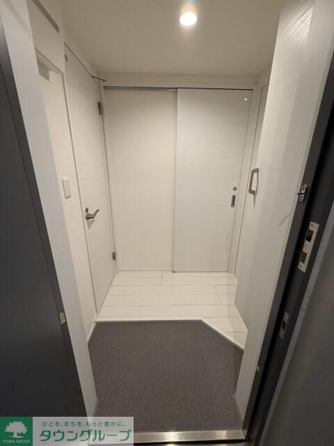アステール旭町の玄関写真
