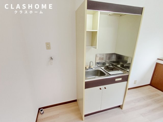 キッチン　同物件の別部屋になります。