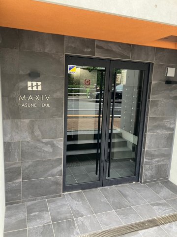 エントランス　建物の内部です