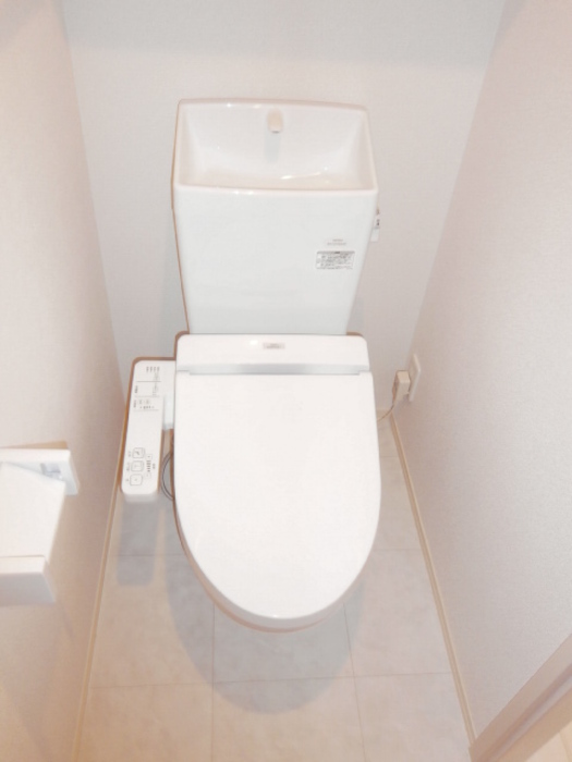 DーroomMのトイレ写真