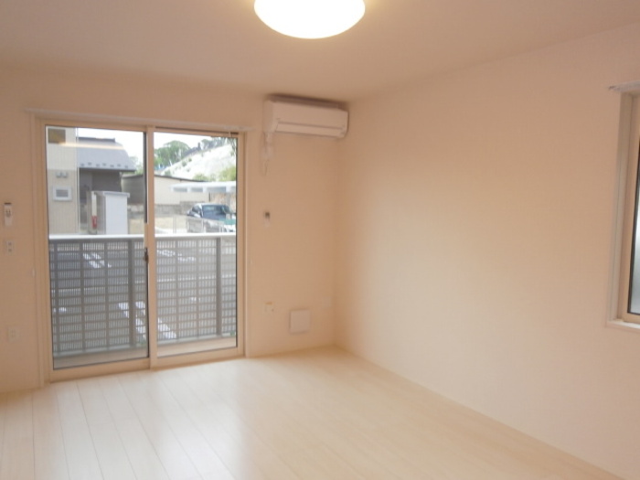 DーroomMの居間写真