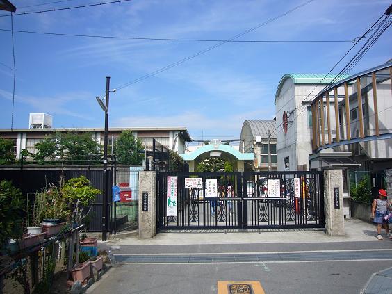 小学校　藤井寺市立藤井寺小学校（小学校）まで1041m